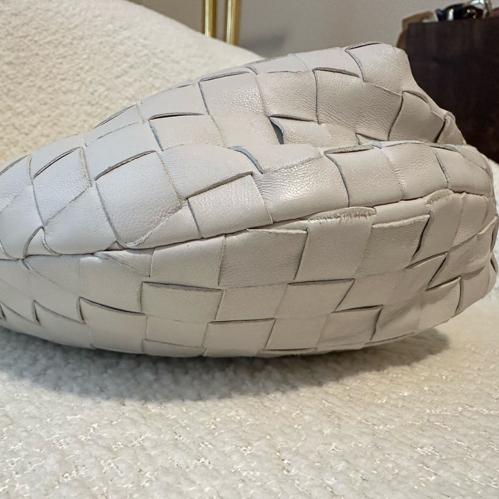 Bottega Veneta Chalk White Woven Bag - Picture 8 of 14